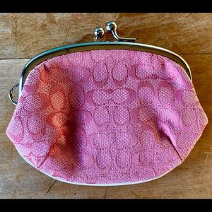 Coach Mini Frame Kisslock Coin Purse signature
